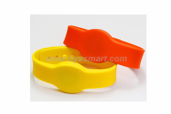 Adjustable RFID Silicone wristband